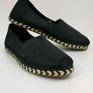 Toms Black leather W9.5